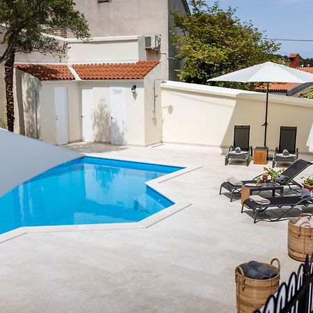 מאלי לוסיניי Villa Cassia מראה חיצוני תמונה