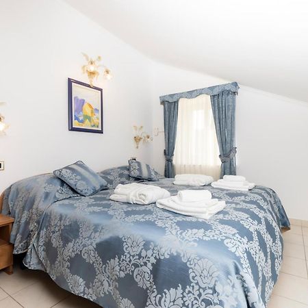 מאלי לוסיניי Villa Cassia מראה חיצוני תמונה