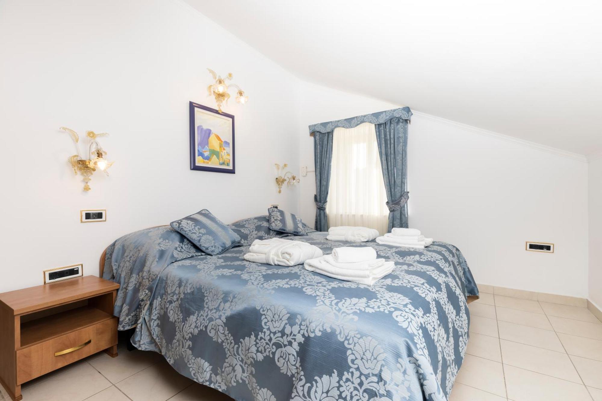 מאלי לוסיניי Villa Cassia מראה חיצוני תמונה