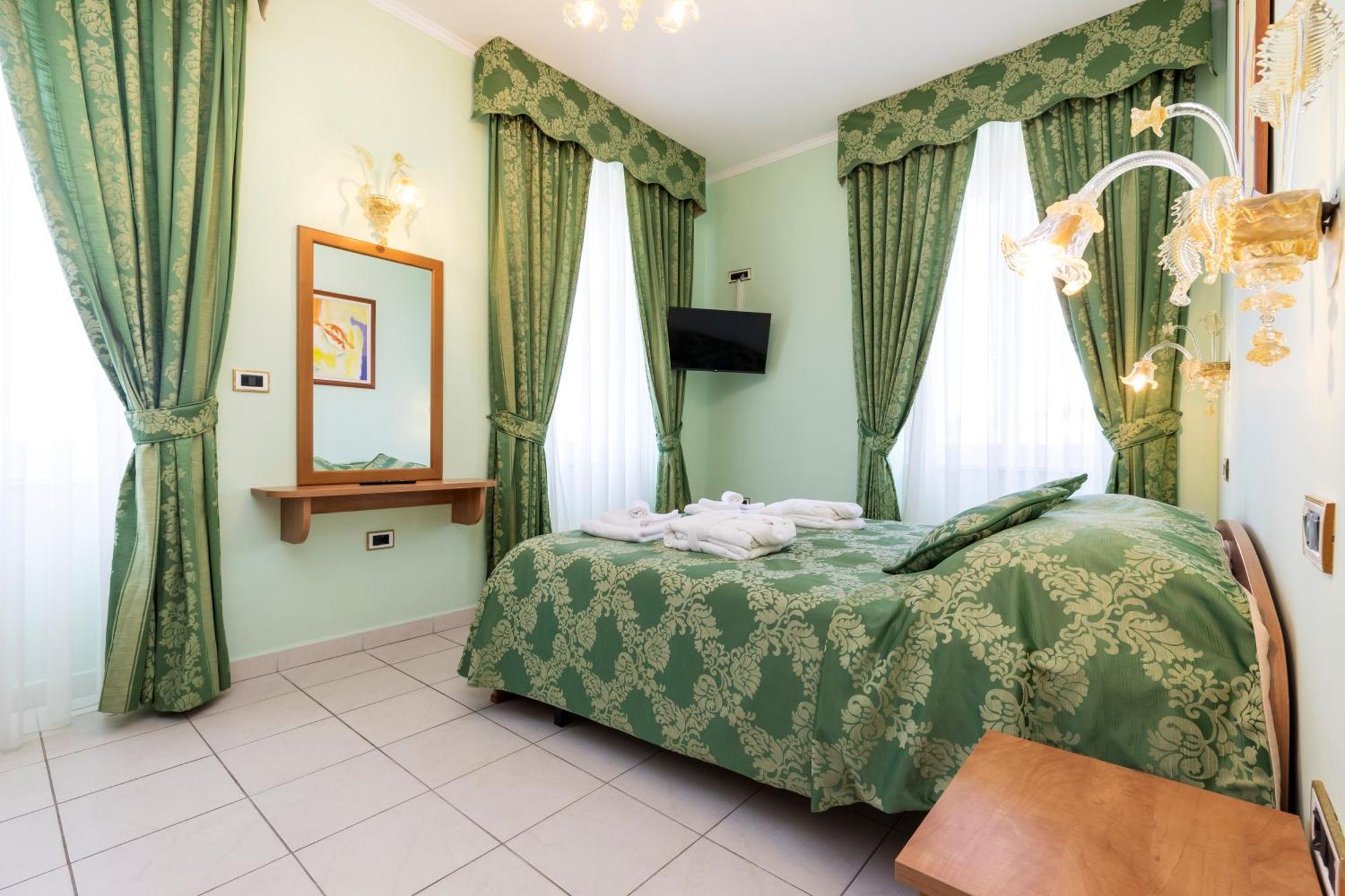 מאלי לוסיניי Villa Cassia מראה חיצוני תמונה