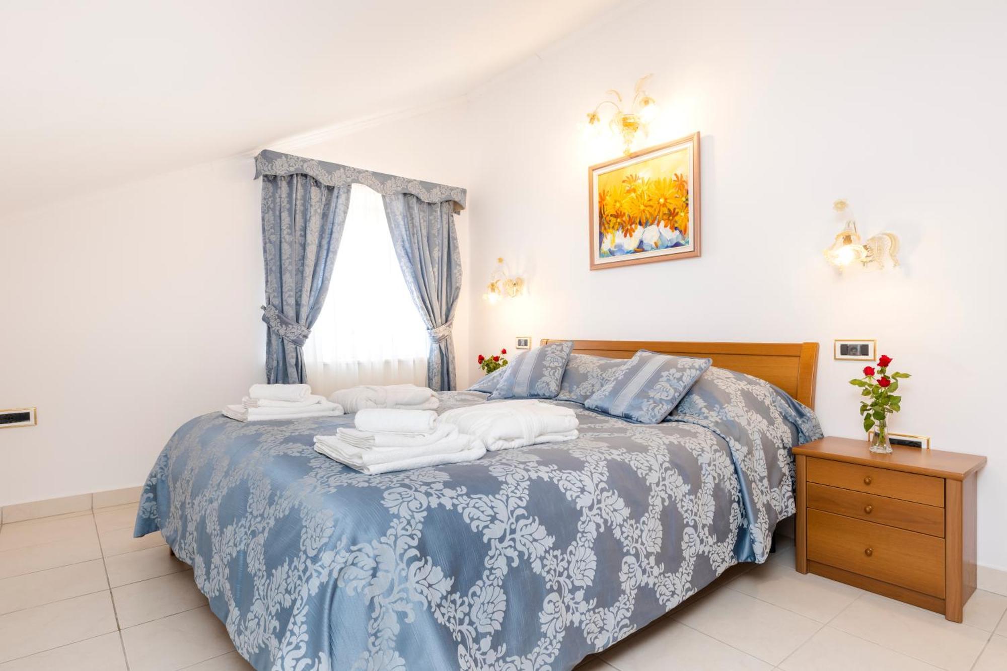 מאלי לוסיניי Villa Cassia מראה חיצוני תמונה