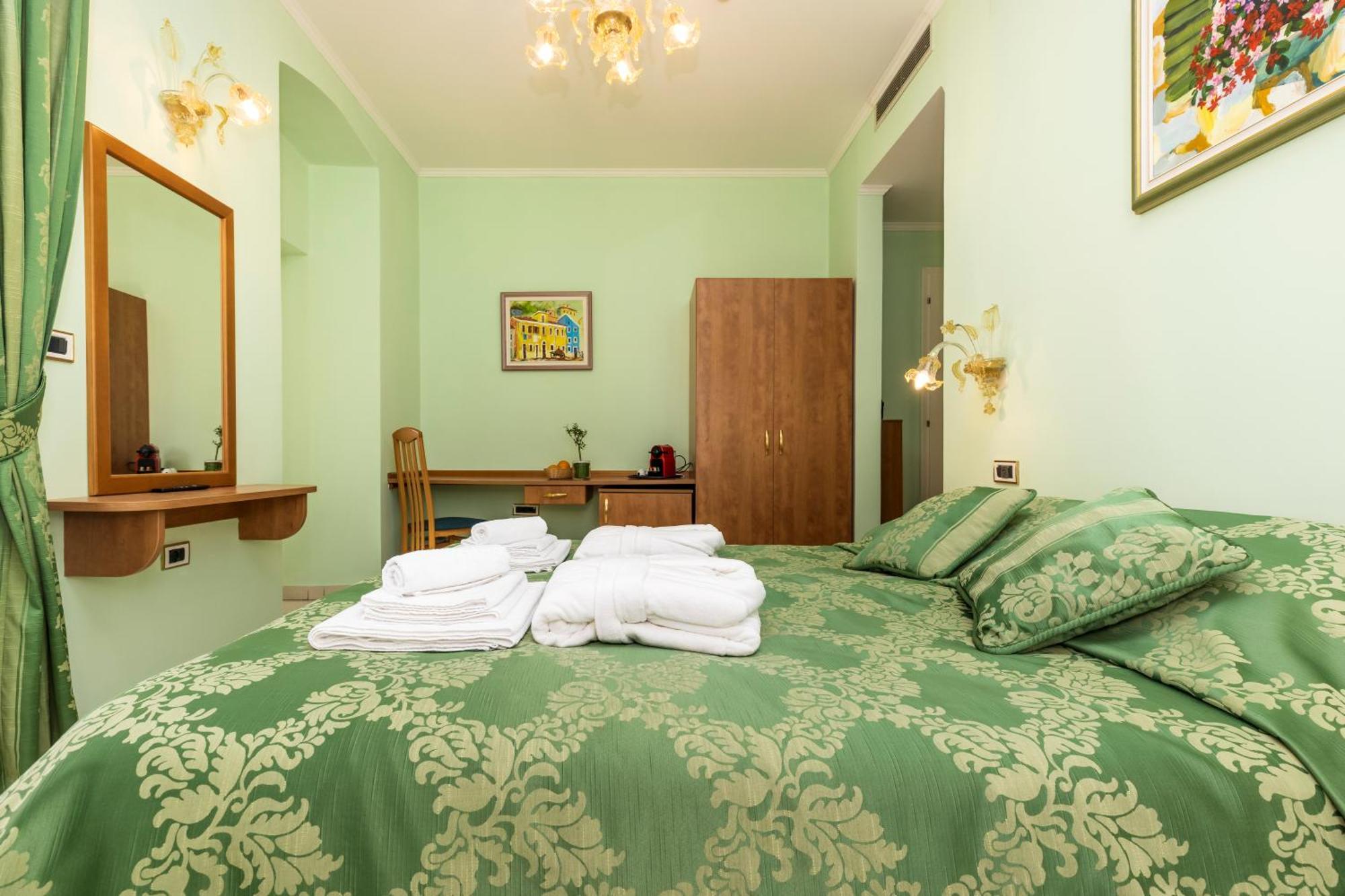 מאלי לוסיניי Villa Cassia מראה חיצוני תמונה