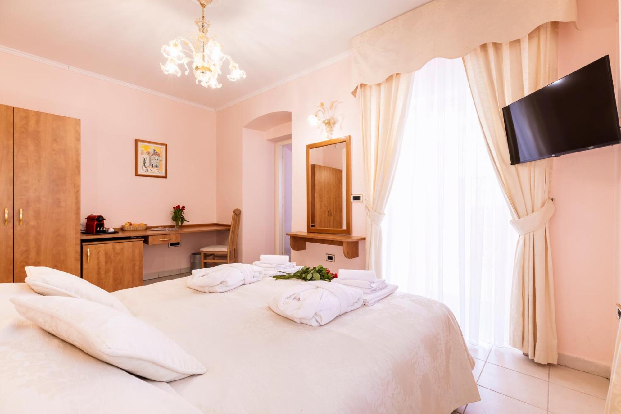 מאלי לוסיניי Villa Cassia מראה חיצוני תמונה