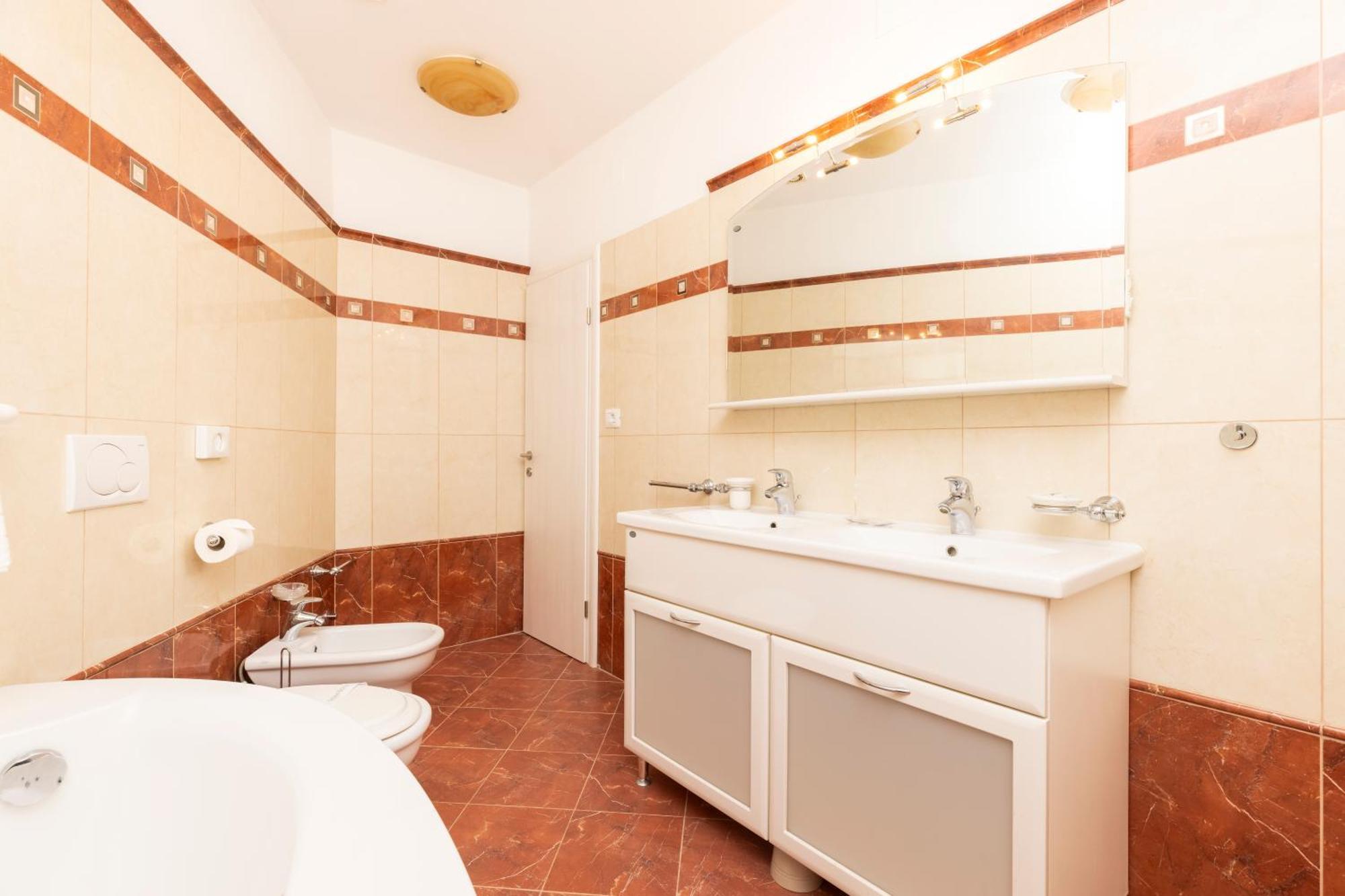 מאלי לוסיניי Villa Cassia מראה חיצוני תמונה